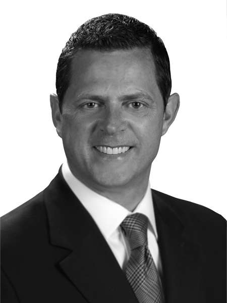 Greg Conley,Director Financiero – JLL Americas y JLL Global Capital Markets